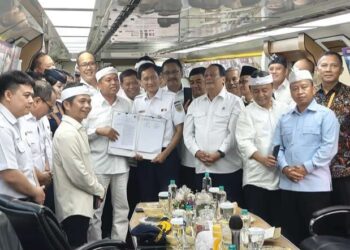 Pemprov Jabar dan KAI Sepakat Perkuat Transportasi Rel untuk Percepatan Mobilitas Warga