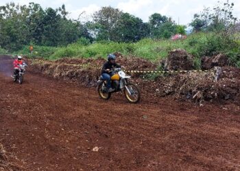Keseruan Balap Motor Tua Buatan Eropa, Amerika dan Jepang di ‘Sirkuit Dadakan’ Kuningan