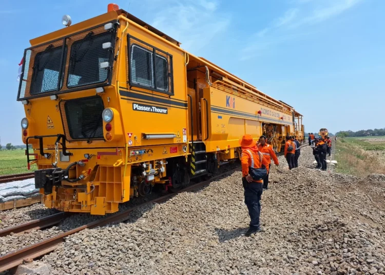 Jelang Libur Natal dan Tahun Baru, KAI Siagakan 735 Petugas Ekstra dan Kesiapan Perlengkapan