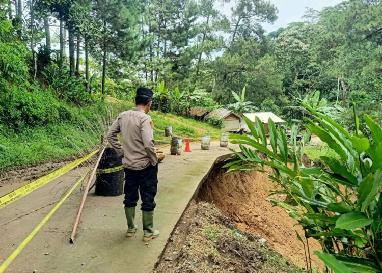 Bencana Longsor dan Pergerakan Tanah Melanda Kuningan Timur