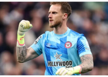 Leverkusen Tampil Solid, Flekken Puji Peran Bek Baru dan Kekompakan Tim