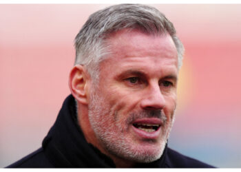 Hattrick Eze di Derby Memaksa Jamie Carragher Akui Kesalahannya