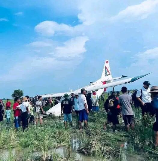 Pesawat Cessna Bawa 5 Awak Jatuh ke Sawah, 1  di Antaranya Warga Soreang