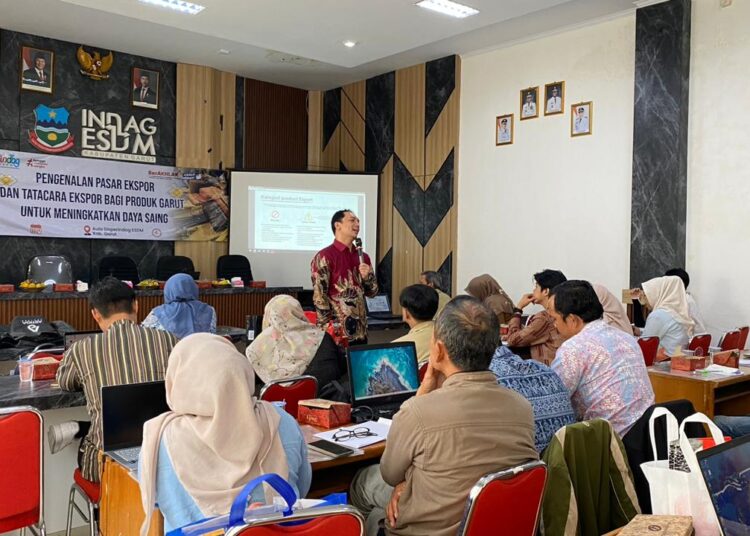 Disperindag Dorong IKM Garut untuk Siap Galakkan Ekspor dan Bersaing di Pasar Global