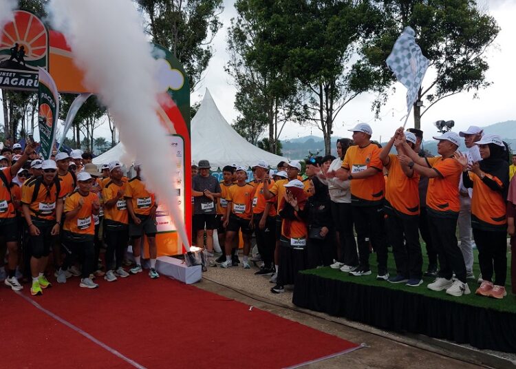 Ratusan Pelari Mengikuti Acara “Sunset JagaRun 2025”