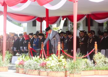 Wali Kota Bandung Ajak Warga Teladani Semangat Pahlawan Lewat Kerja Nyata