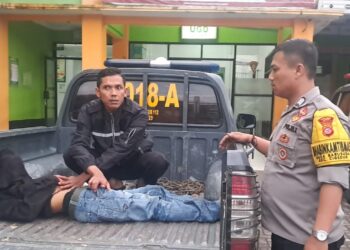 Hilang Kendali Saat Jalan Menurun Motor Tabrak Motor dan Berhenti Tabrak Truk di Nangoh Garut