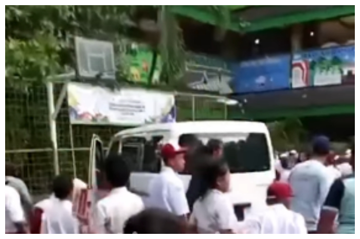 VIRAL! Pagi Mencekam di SDN 01 Kali Baru, Mobil MBG Hantam Siswa Saat Upacara