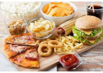 Di Balik Kepraktisan Makanan Cepat Saji, Tersimpan Ancaman Kesehatan