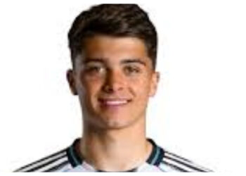 Lewis Miley Jadi Pahlawan! Newcastle Lolos Semifinal Carabao Cup di Menit Akhir