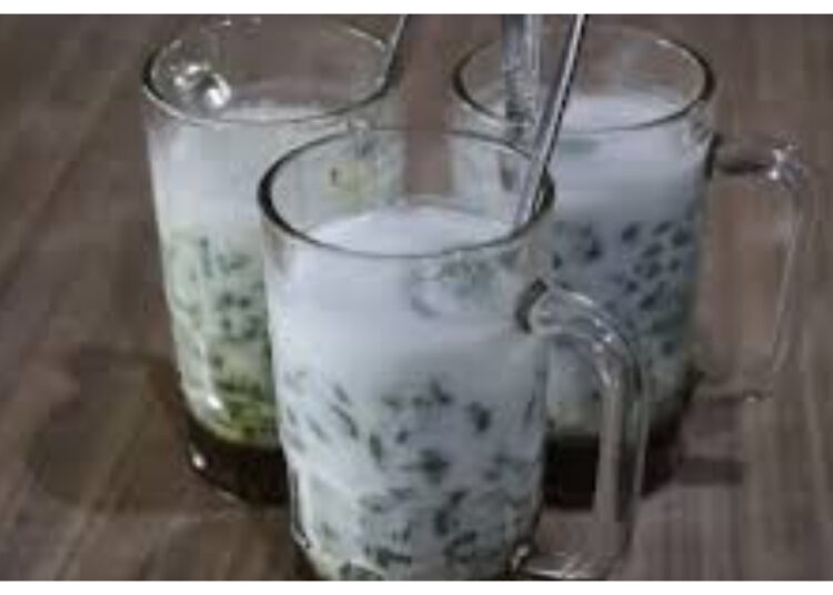 Melegenda Puluhan Tahun, Es Cendol Elizabeth Tak Lekang Waktu