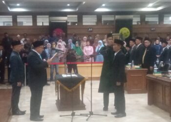 Sempat Salah Mengucap Janji, Aceng Harus Kembali Mengulang