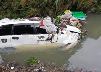 Dua Mobil Terseret Banjir di Margaasih, Kijang Masih Dicari dan Avanza Belum Dievakuasi