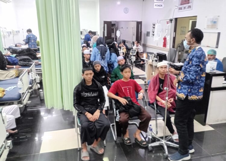 Ratusan Santri di Cimanggung Kab. Sumedang Keracunan Makanan,  Ini Kronoliginya