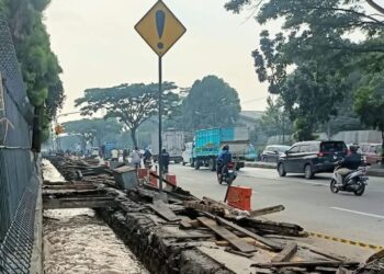 Wabup Sumedang “Turun Gunung”, PKL di Jalan Bandung-Garut Dibertibkan, Lalin Lancar