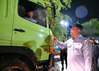 Menhub Pastikan Aktivitas Penyeberangan Jawa-Sumatera Berjalan Lancar