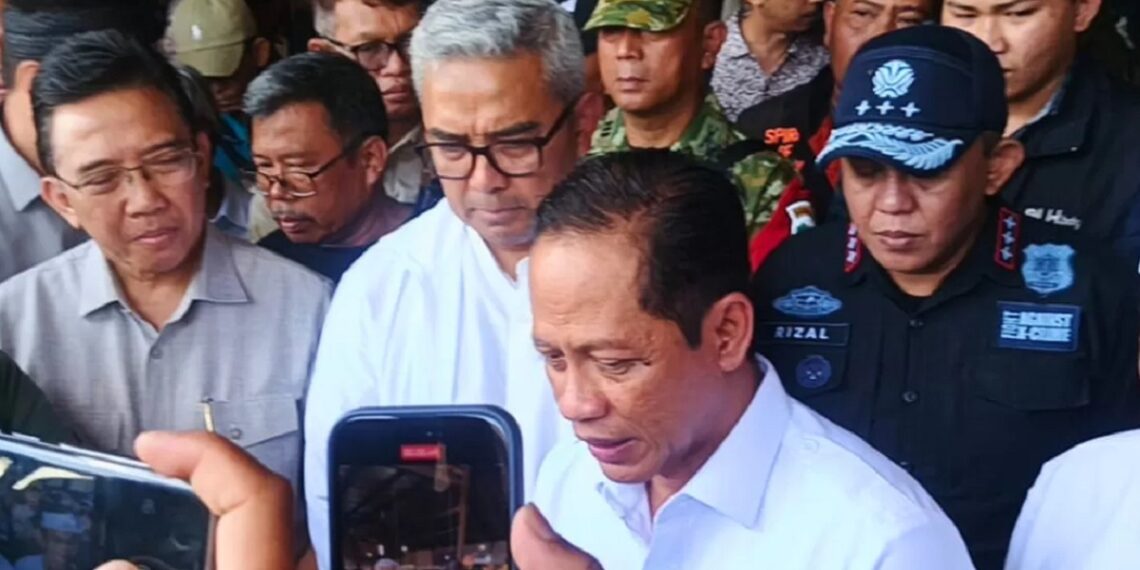 Penanganan Sampah Kota Bandung: Kepatuhan terhadap Arahan Kementerian Lingkungan Hidup dan Kondisi Lapangan.