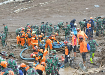 Pencarian Hari ke-3, Tim SAR Temukan 38 Jazad Korban Longsor Cisarua, KBB