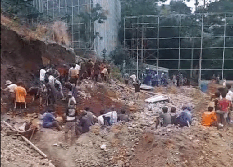 Pembangunan-Lapangan-Mini-Soccer-di-Jatinangor-Ilegal-1-