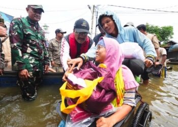 Mensos Pastikan Logistik dan Bantuan Bagi Warga Terdampak Banjir di Kabupaten Banjar Kalimantan Selatan
