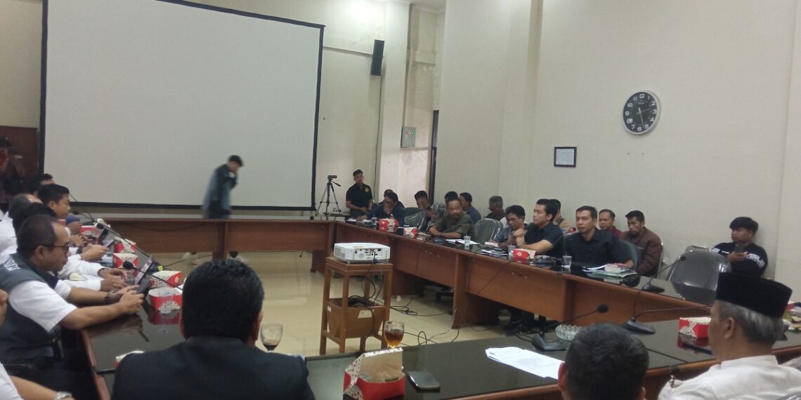 AMAKI Beraudiensi ke DPRD, Berkomitmen Membantu Pemberantasan Korupsi di Tasikmalaya