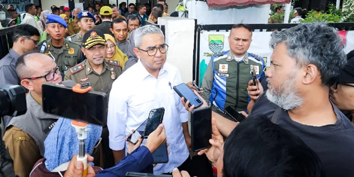 Farhan Perintahkan Audit Keselamatan dan Transparansi Proyek Galian Kabel Udara