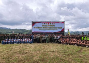 TMMD ke-127 Kodim 0624 Kabupaten Bandung Bangun Jalan Tembus Perbatasan Cianjur di Cipelah