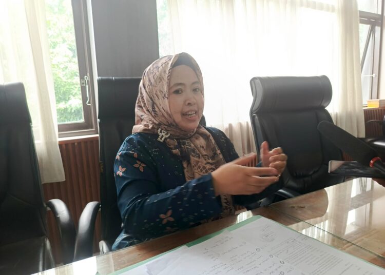 Komisi IV DPRD : Sanksi Pencopotan Jabatan Bagi Kepala Sekolah yang Memperjualbelikan LKS