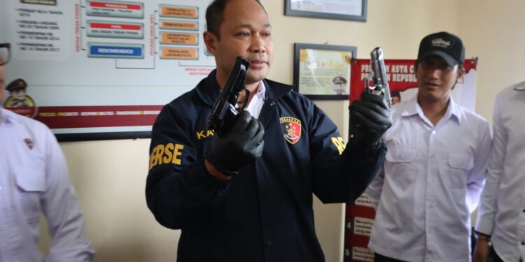 Tiga Pembobol Toko Asal Balikpapan dan Batang Dibekuk