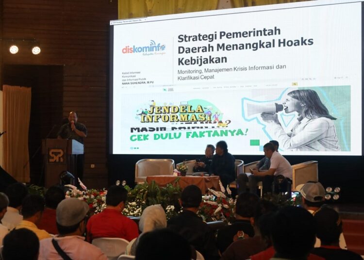 Kesbangpol Jabar Roadshow Anti Hoax di Kuningan