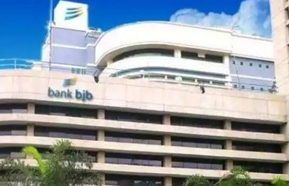 Langit Masih Menjaga Yuddy Renaldi