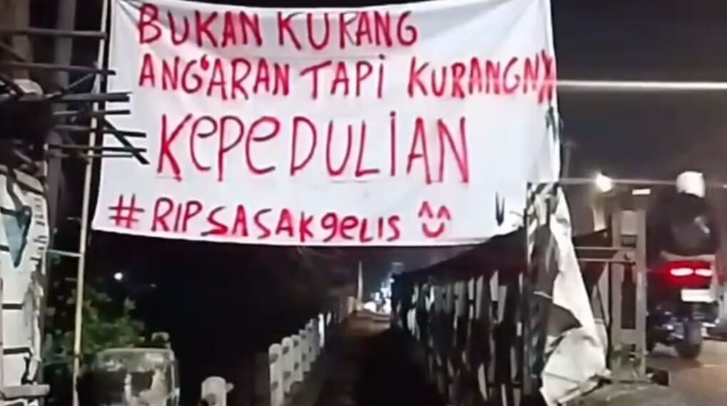 Pembangunan Jembatan Dayeuhkolot Mangkrak, Muncul Spanduk yang Sentil KDM
