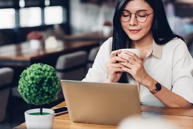 Saat Cemas Melanda, Coba Lakukan Grounding Exercises