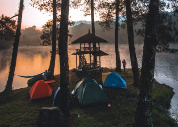 Indah Banget, Ini Rekomendasi Tempat Camping di Ciwidey, Yakin Gak Minat?
