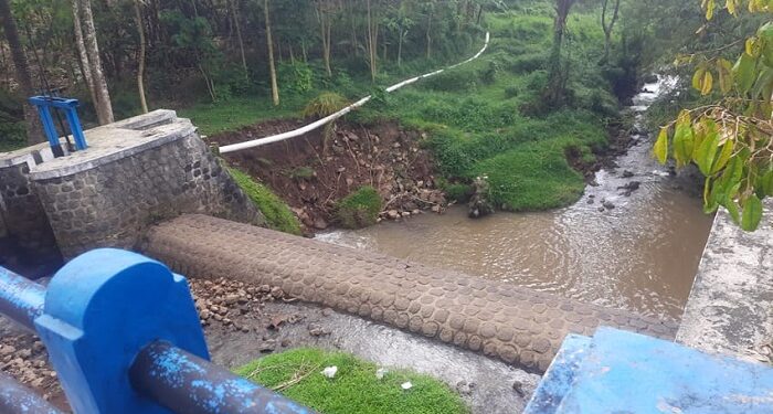 3 Desa Nyaris Terisolir Jalan dan Jembatan di Pasawahan-Cimara Amblas