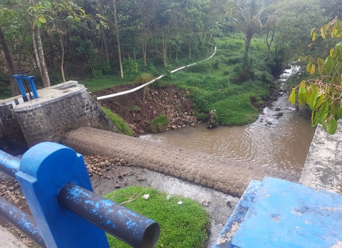 3 Desa Nyaris Terisolir Jalan dan Jembatan di Pasawahan-Cimara Amblas
