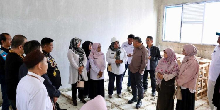Komisi V DPRD Jabar Tinjau Progres Pembangunan SMA Negeri 20 Kota Bekasi