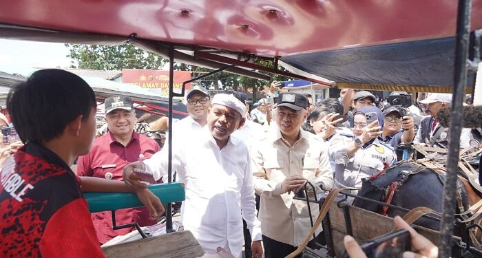 Kesiapan Mudik di Garut : Ratusan Kusir Delman dan Penarik Becak Terima Kompensasi