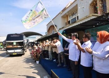 Lepas Mudik 1.431 Pekerja Panasonic, Menaker: Perusahaan Harus Memanusiakan Pekerja