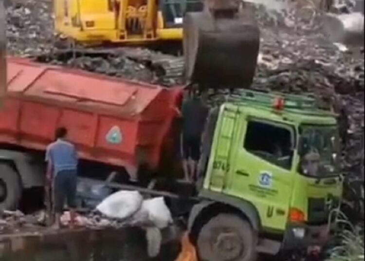 Longsor TPA Bantar Gebang Bekasi, Tiga Orang Tewas Tertimbun Sampah