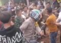 Viral, Oknum Ustaz di Karawang Digerebek Warga Saat Indehoy dengan Istri Orang