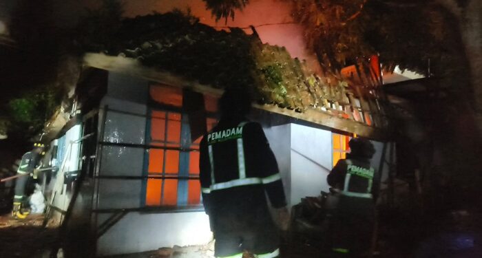 Rumah Nenek Sunimah Ludes Jadi Abu Gara-gara Lontong Lebaran