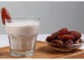 Susu Kurma vs Susu Biasa, Mana yang Lebih Sehat?