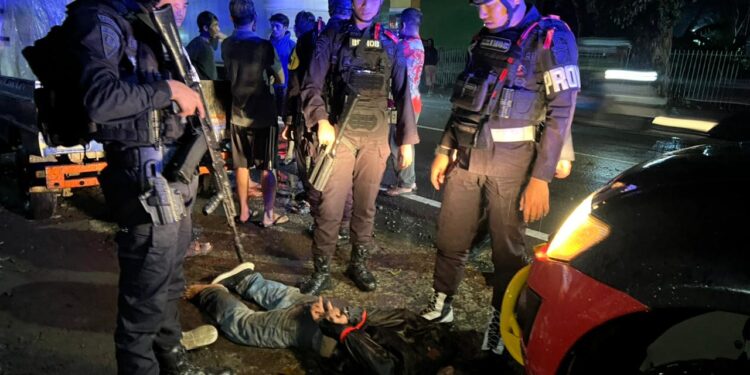 Ditangkap Karena Pengrusakan Mobil Angkutan Umum, Ketahuan Bawa Obat-obatan Terlarang