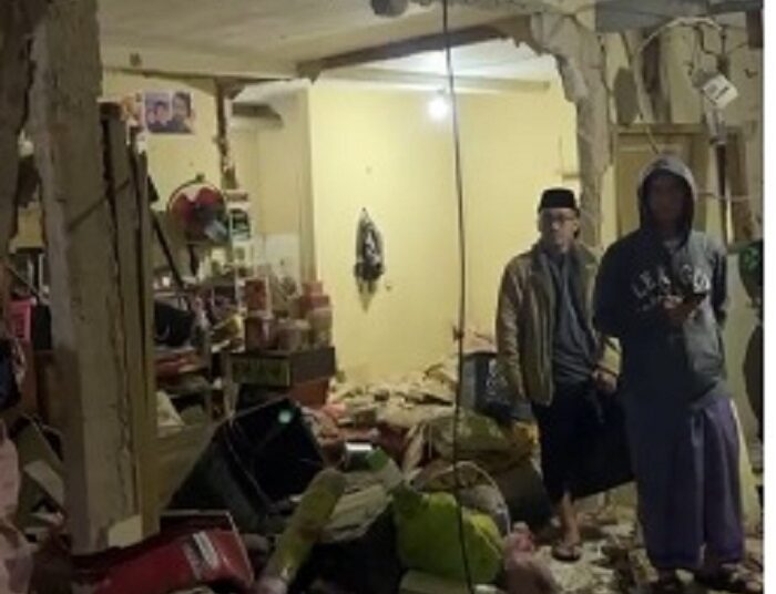 Tabung Gas 3 Kg Meledak, 12 Kamar Kontrakan di Cileunyi Wetan Rusak Berat