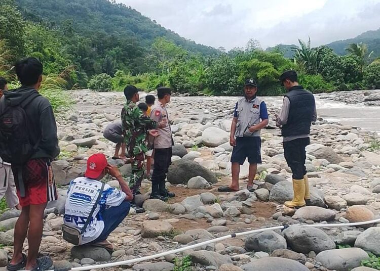 Seberangi Sungai Cikandang, Bocah 9 Tahun Hanyut Terbawa Arus Sungai