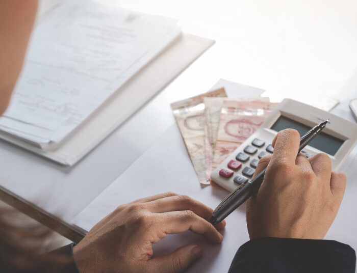 Tips Mengatur Uang di Usia 20 Tahunan, Gimana Caranya?