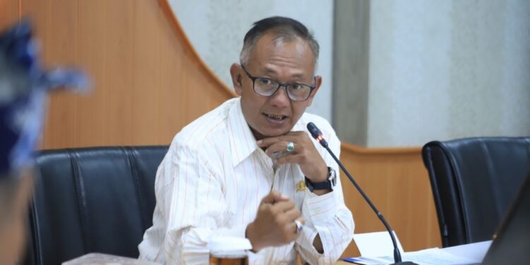 Anggota Pansus 14 DPRD Kota Bandung, Agus Hermawan SAP.