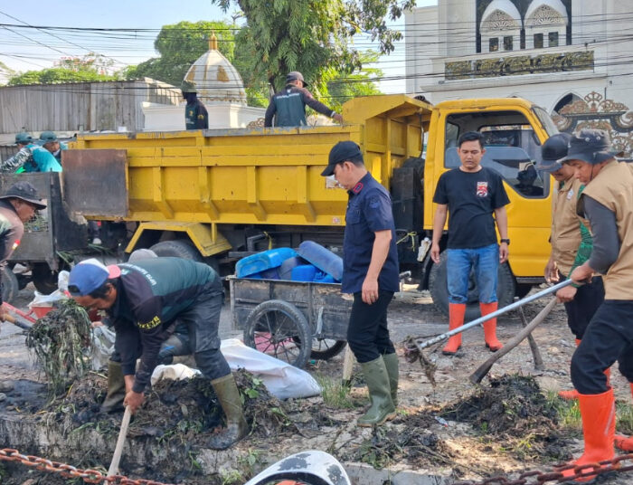 Berawal dari Cipicung, Tim Pentahelix dan Warga Gotong Royong Atasi Banjir Baleendah