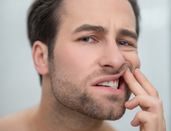 Cek Penyebab Karang Gigi yang Jarang Disadari, Harus Tahu!